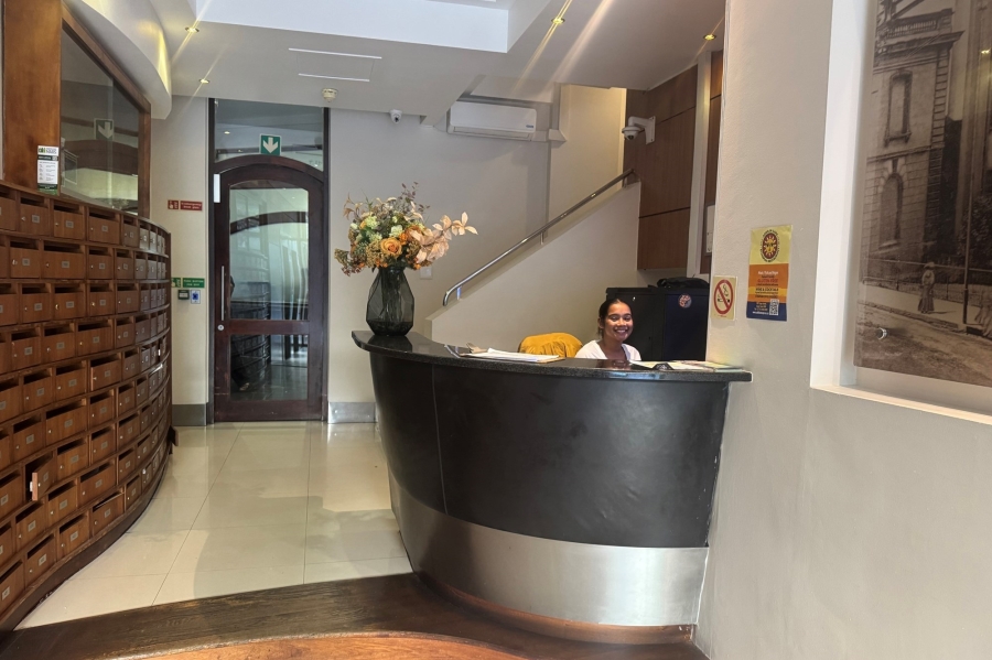 2 Bedroom Property for Sale in Cape Town City Centre Western Cape